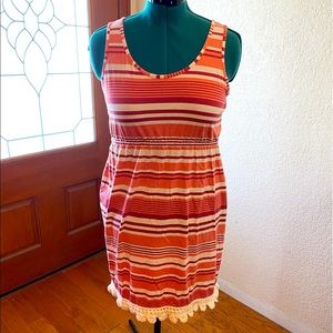 Super soft comfy cotton mini dress with crochet lace trim.  Size XL